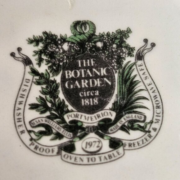 Portmeirion Botanic Garden 70s Small Urn Purple Colchicum Plant on White - Picture 4 of 7